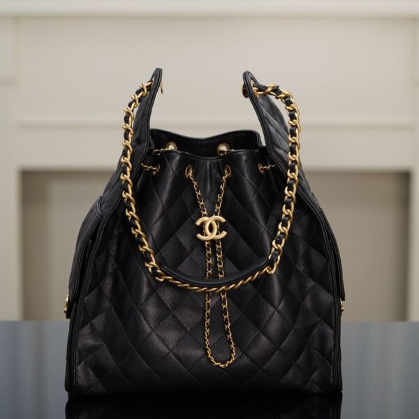 CHANEL hobo bag