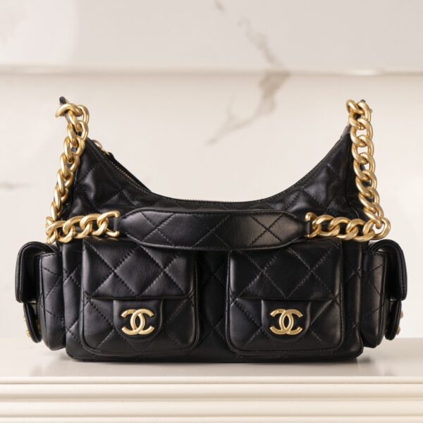 CHANEL 25c hippie hobo bag