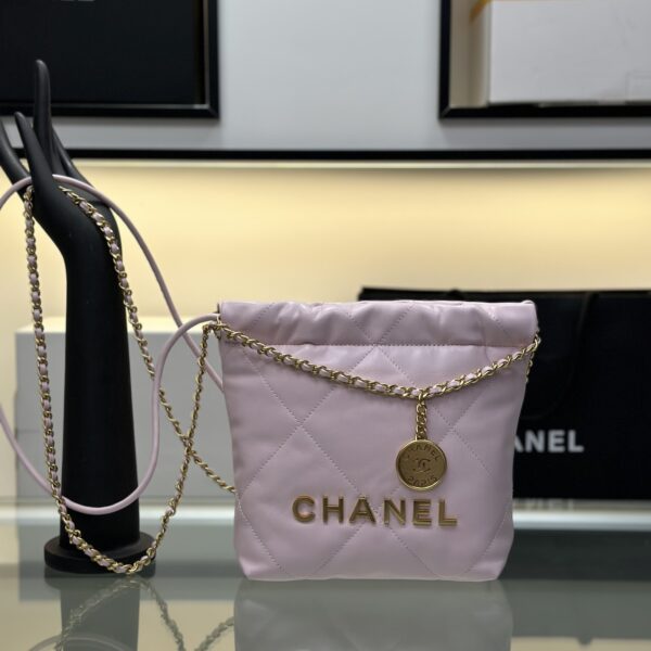 Chanel mini 22bag
